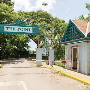 Apartment The Point, Orange Bay